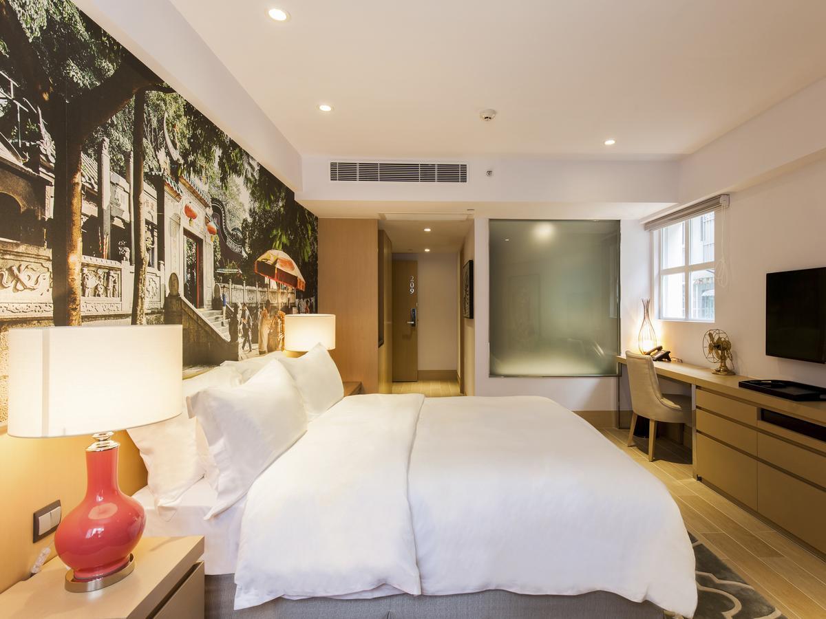 Caravel Hotel Macao Esterno foto